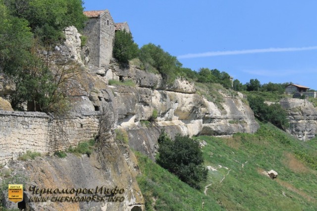 Чуфут-Кале - Воздушный город поблизости Бахчисарая 4