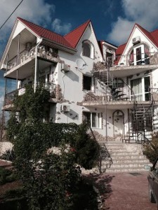 Мини отель Альфа – поселок Оленевка Западный берег Крыма