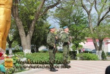 Возложение цветов к памятнику солдатам ВОВ