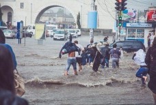пешеходный переход на жд вокзале в Симферополе