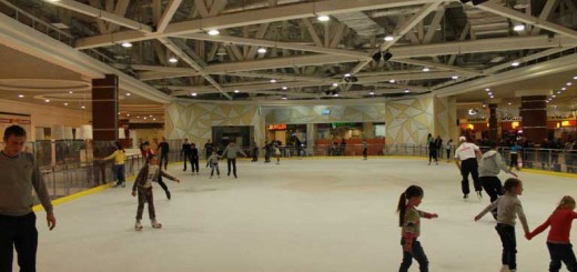 Ледовый каток Меганом Симферополь