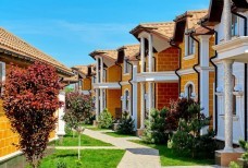 Общий вид на коттеджи первый и второй этажи