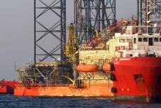 Черноморнефтегазу пришлось свернуть работы из-за угроз Турции