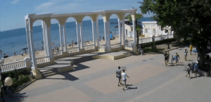 Крымский пик летнего курортного сезона 