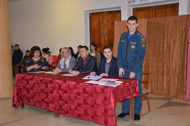 Смотр строя и песни "Статен в строю - силен в бою"