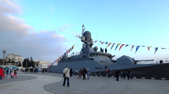 Военная техника в Ялте доступна даже детям